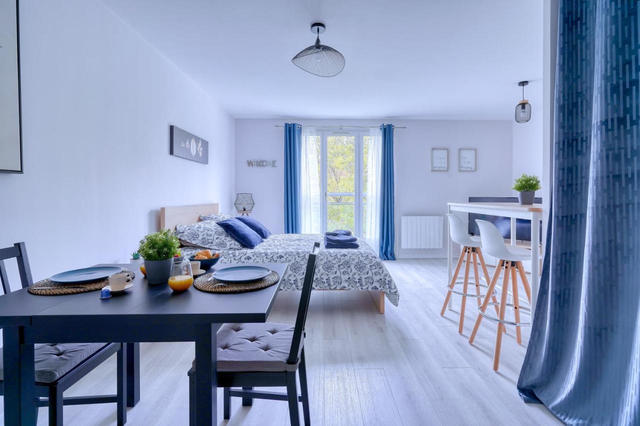 Logement Elora Courcouronnes Экстерьер фото